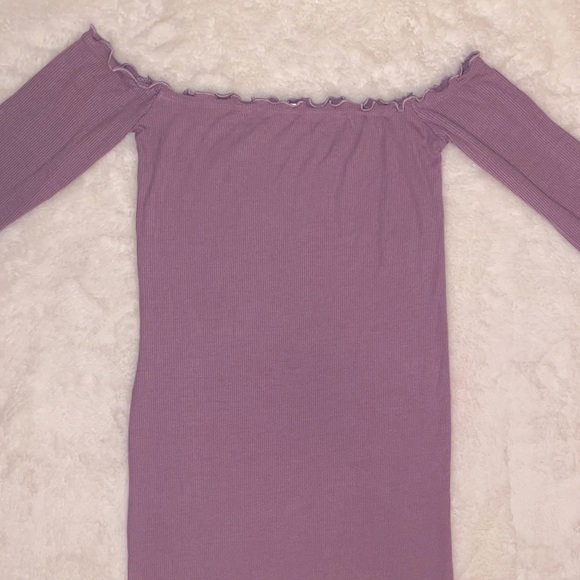 💜Dusty Mauve off shoulder Mini Dress - Picture 2 of 4